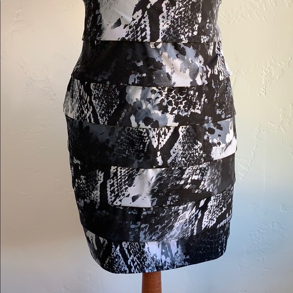 Enfocus Studio Tiered Snakeskin Print Dress - Picture 3 of 9